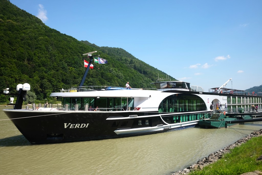 An der schönen blauen Donau – Das&nbsp;Schiff